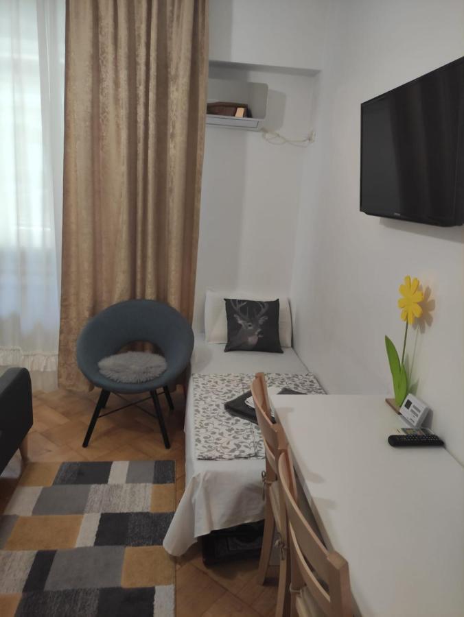 Nice Studio In Old Town บูคาเรสต์ ภายนอก รูปภาพ